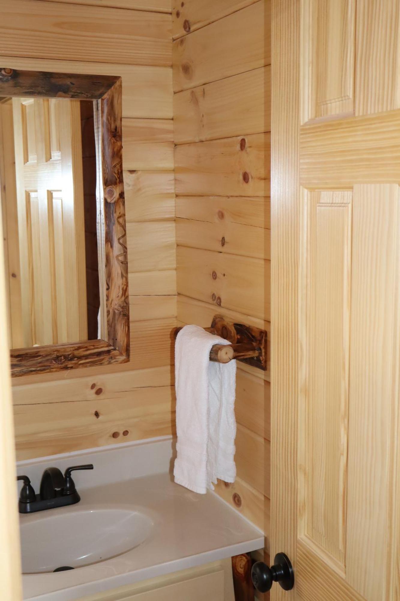 Cowan Creek Lodges سنتر المظهر الخارجي الصورة