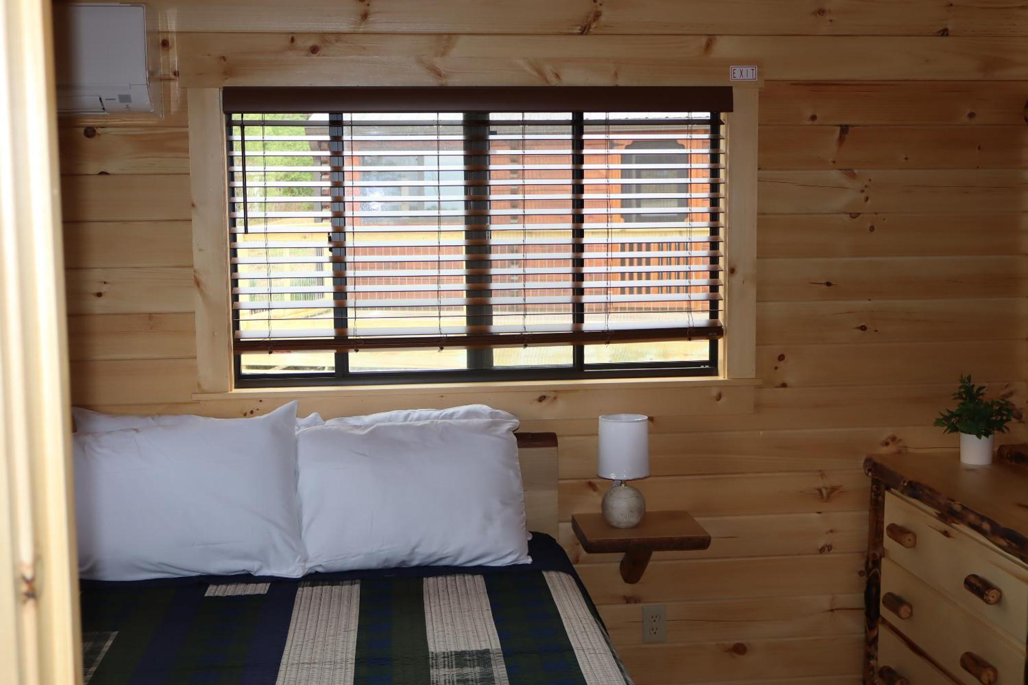 Cowan Creek Lodges سنتر المظهر الخارجي الصورة