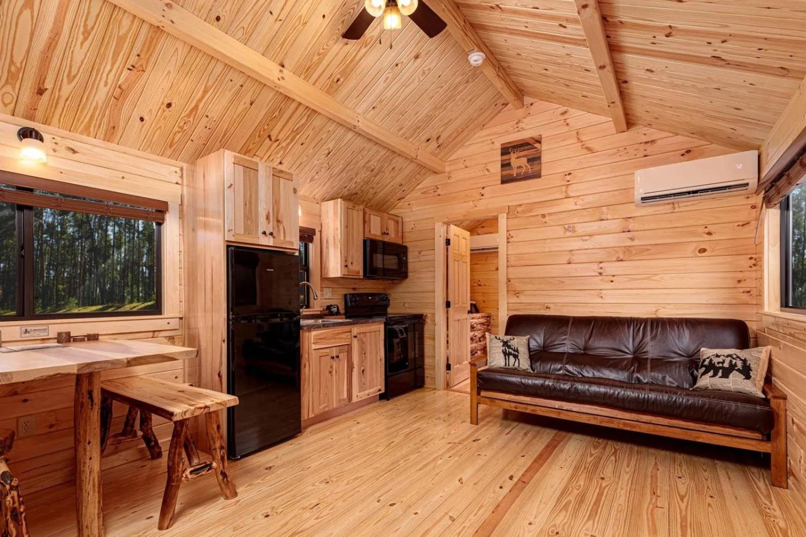 Cowan Creek Lodges سنتر المظهر الخارجي الصورة