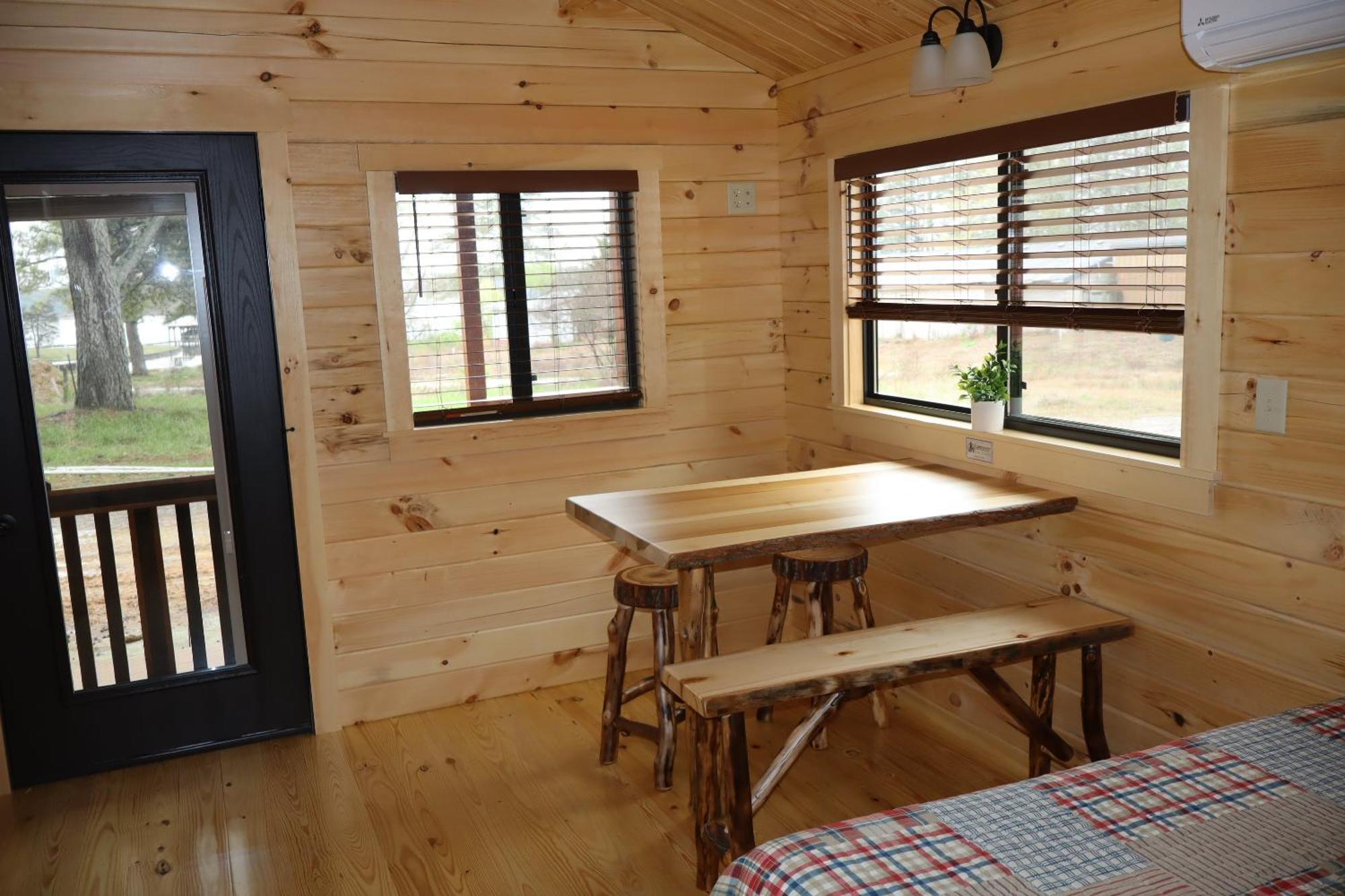 Cowan Creek Lodges سنتر المظهر الخارجي الصورة